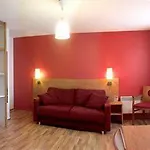 Sejours & Affaires Marie Curie 2* Гренобль