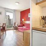 Apartmanhotel Sejours & Affaires Marie Curie 2*