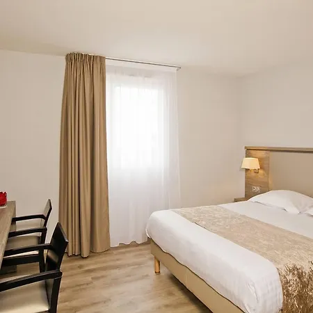 Sejours & Affaires Marie Curie 2* Гренобль