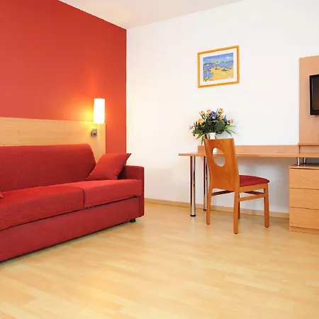 Aparthotel Sejours & Affaires Marie Curie Grenoble