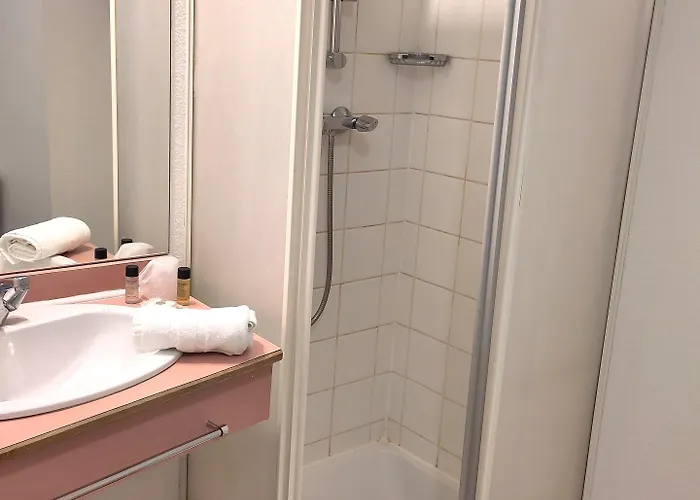 아파트호텔 세주르 앤드 아페르 마리 큐리