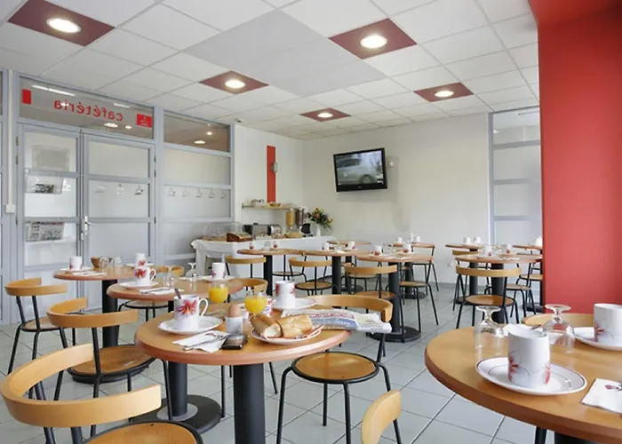 Sejours & Affaires Marie Curie Lejlighedshotel Grenoble