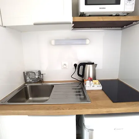 Sejours & Affaires Marie Curie Hotel apartamentowy Grenoble