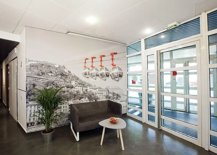 Apart Otel Sejours & Affaires Marie Curie